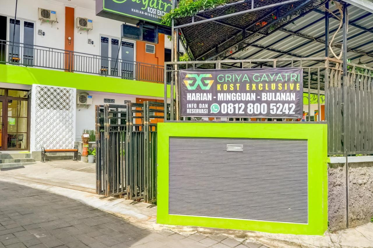 فندق Super Oyo 3496 Griya Gayatri Syariah ميلتا المظهر الخارجي الصورة